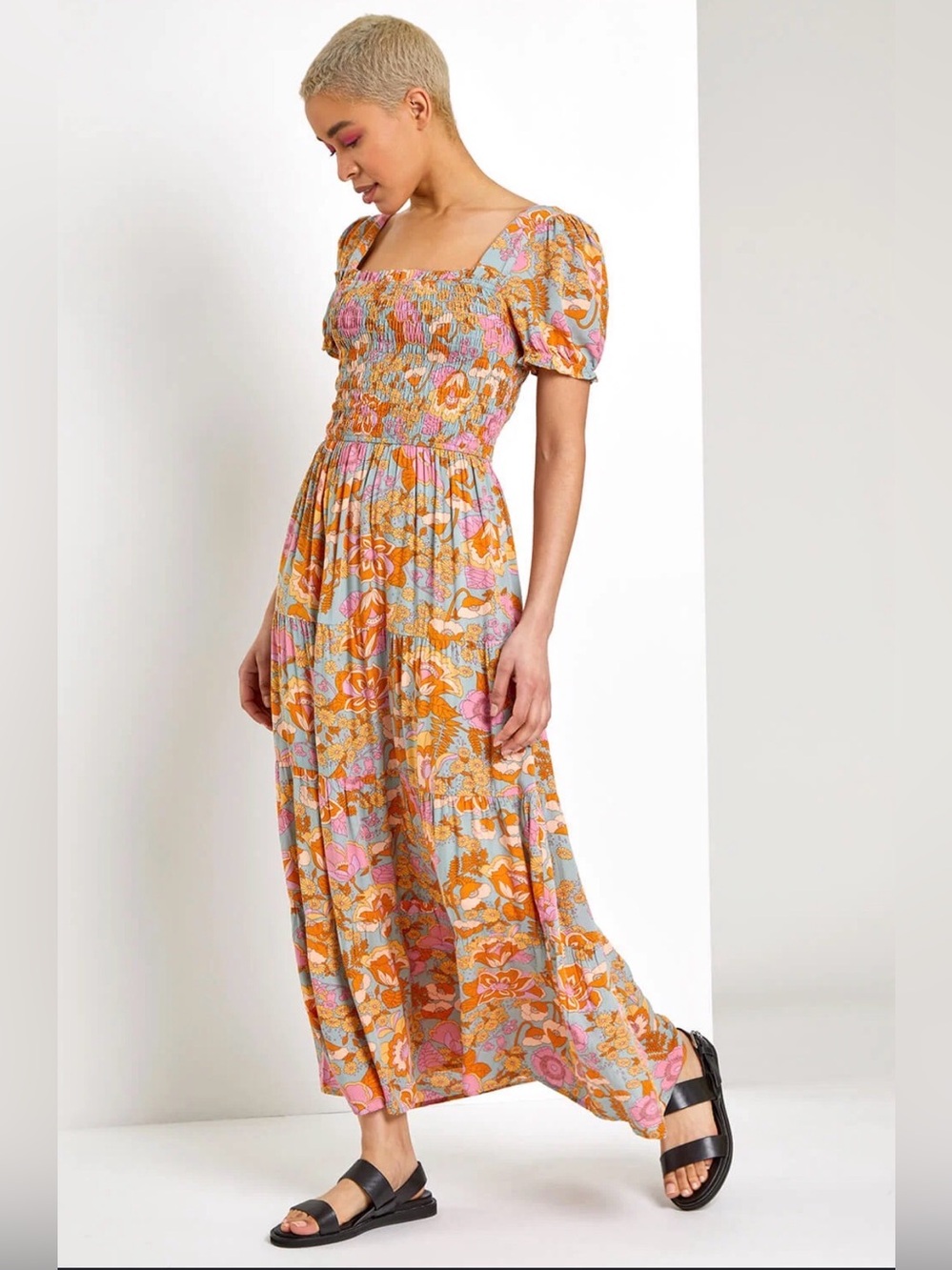 Smocked Puff Sleeve Square-Neck Floral 70’s Maxi Dress
